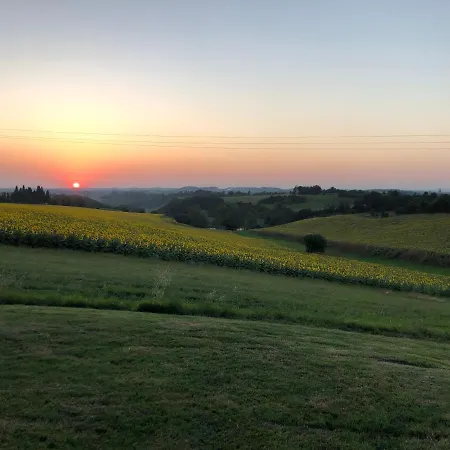 Les D'en Julio Nyaraló *